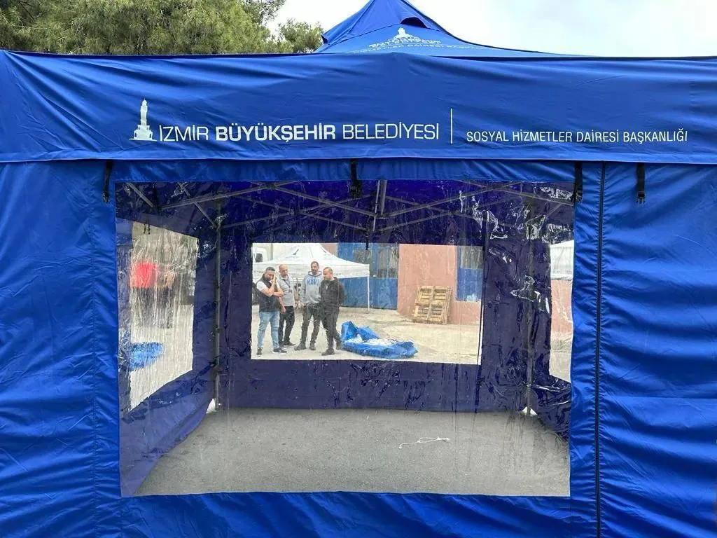 Camelya Accordion Gazebo 